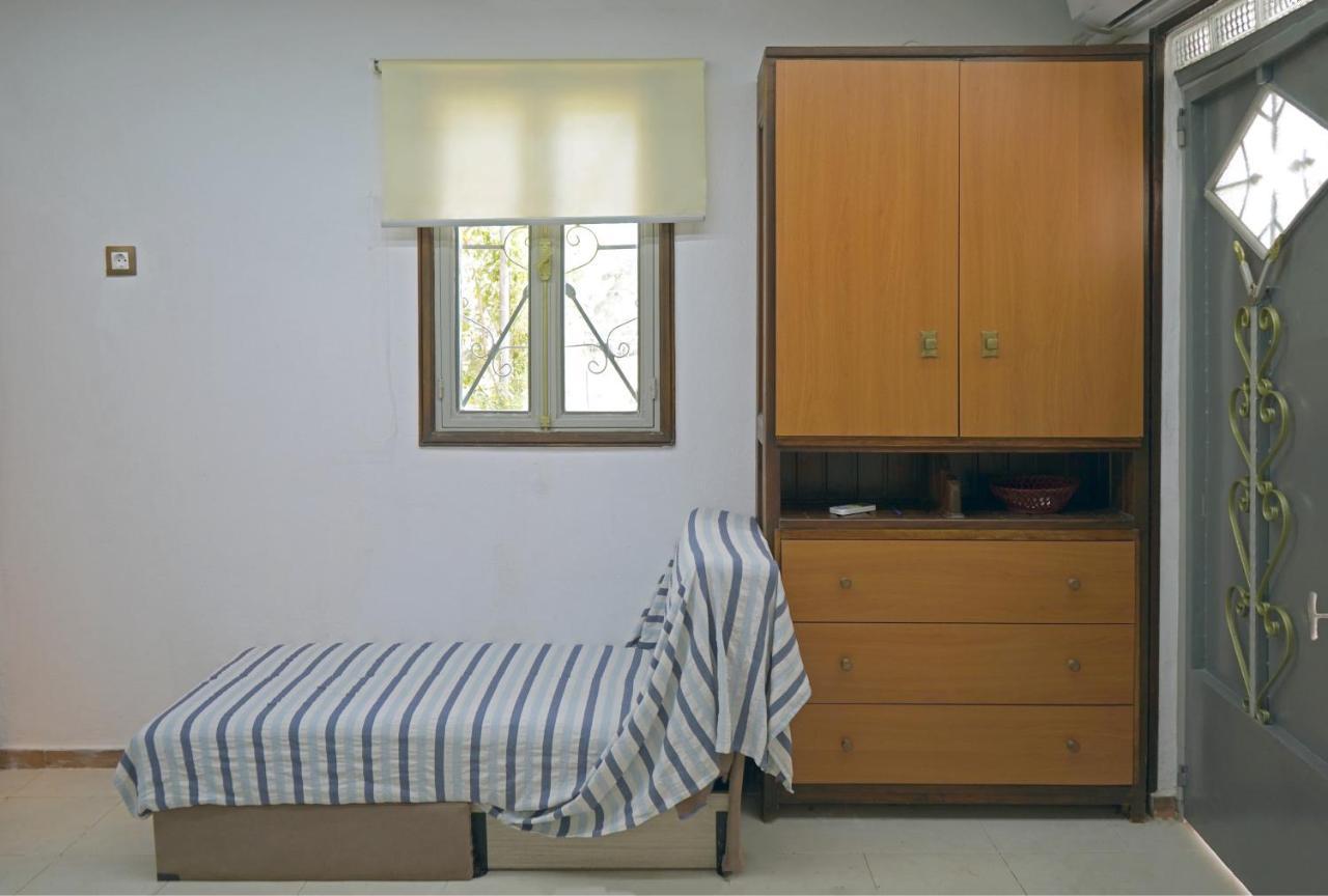 Вилла Veni Olive House Каламата Экстерьер фото